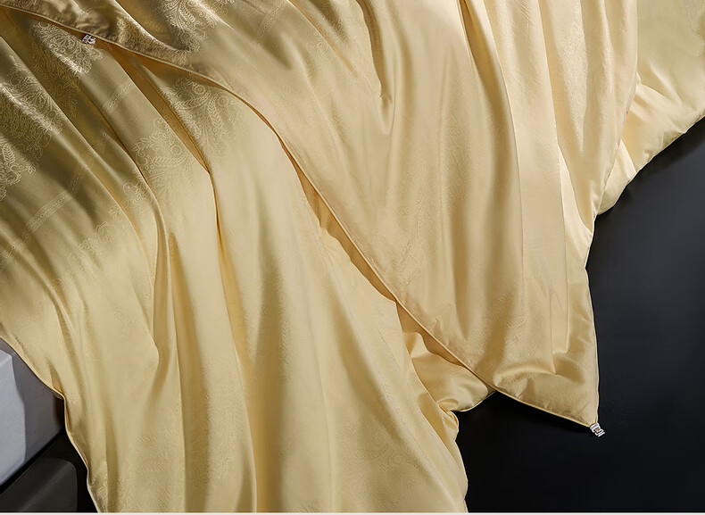 Шелковое одеяло Mercury Home Textiles Golden Cocoon, зимнее, двухслойное, 4 кг, 220x240 см