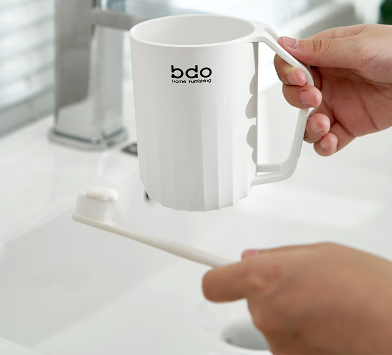 Стакан для полоскания рта BDO, 2 шт., для взрослых и детей, с держателем для зубной щетки, пластик