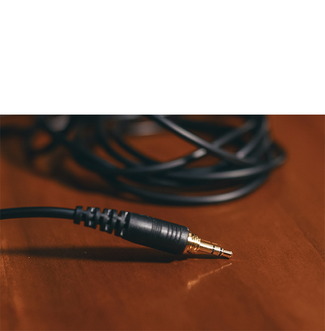 Наушники Beyerdynamic DT880 Classic Edition 600 Ом, полуоткрытые, динамические, с оголовьем, 3.5 мм