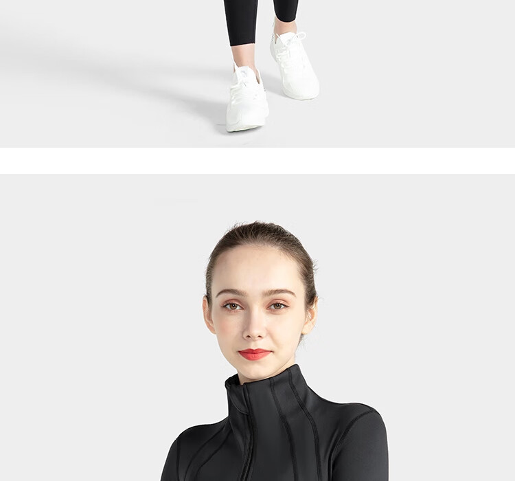 Женский спортивный костюм