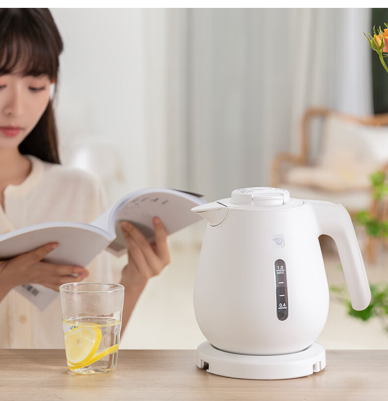 Электрический чайник ZO JIRUSHI CK-DAH10C, 1 л, белый
