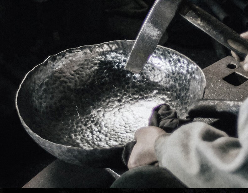 Zhensanhuan Zhangqiu Iron Wok, Handmade Stir-Fry Pan, Uncoated Cooking Pot, Non-Stick Pan, Traditional Cast Iron Wok, Zongshi 32cm