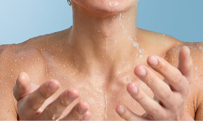 Спортивные напульсники и повязка на голову