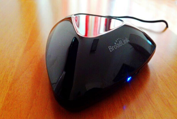 博联Wi-Fi智能遥控RMpro一机多用,家中再也不用一堆遥控器了 博联Wi-Fi智能遥控RMpro一机多用,家中再也不用一堆遥控器了