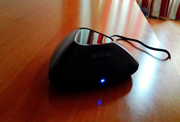 博联Wi-Fi智能遥控RMpro一机多用,家中再也不用一堆遥控器了 博联Wi-Fi智能遥控RMpro一机多用,家中再也不用一堆遥控器了