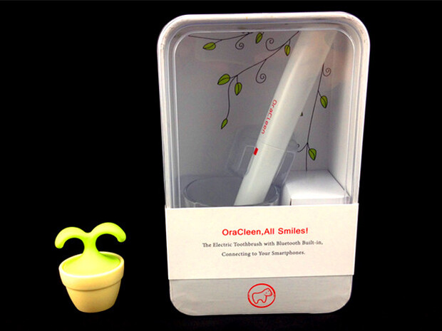 不仅触到你牙齿”G点“还能帮你改善刷牙习惯的:OraCleen智能牙刷 不仅触到你牙齿”G点“还能帮你改善刷牙习惯的:OraCleen智能牙刷