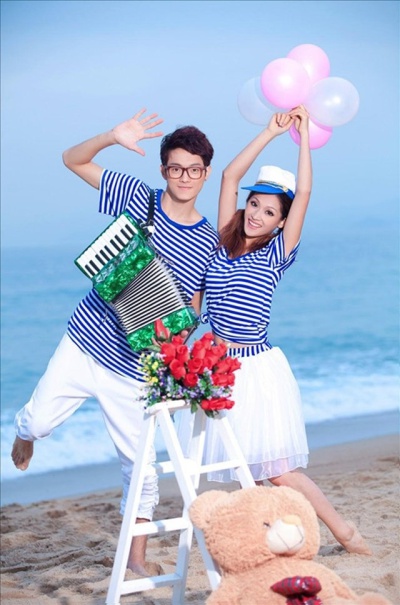 8090婚纱摄影工作室婚