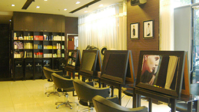 半岛体育- 半岛体育官方网站- APP下载他走过了为书籍的一