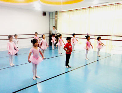 金芭蕾舞蹈1节课 - 广州团购网|京东团购
