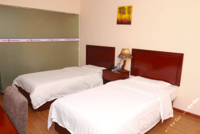 青岛航空快线酒店