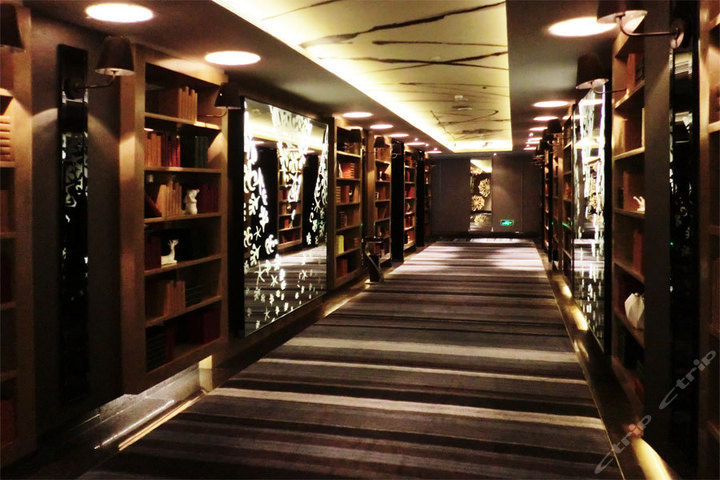 深圳皇庭V酒店(雅致房) 团购