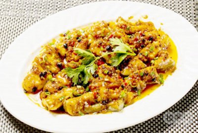 顺德佬青海大厦店8人