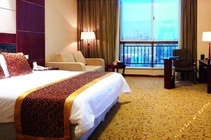 青岛城阳德泰大酒店