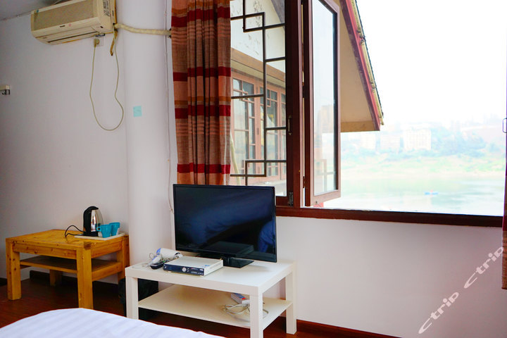 重庆纯真年代国际青年旅舍 团购 - 京东团购重