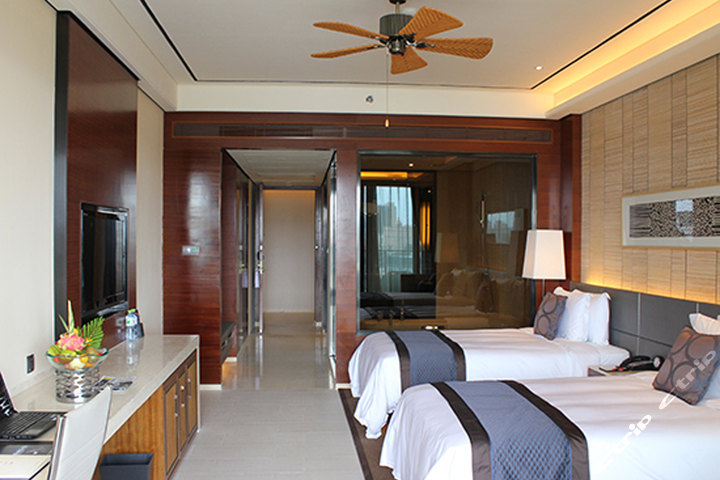 三亚中心皇冠假日酒店-皇 团购 - 京东团购三亚站