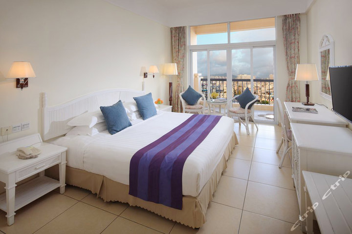 三亚金凤凰海景酒店