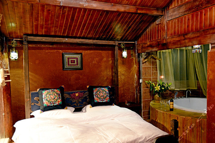 丽江一花堂客栈(醉花荫) - 京品惠团购