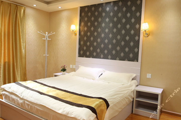 临云酒店昆明长水机场店豪