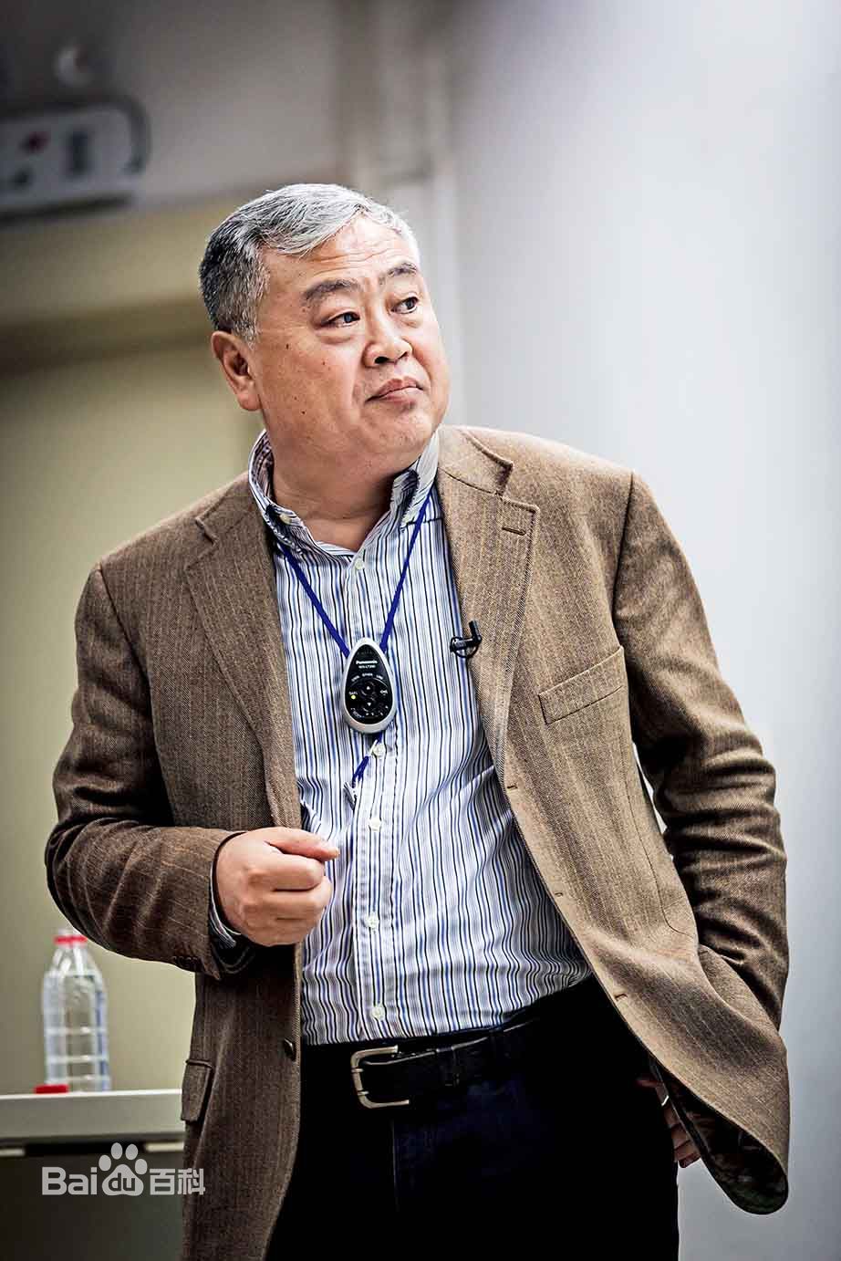 沈志华先生.jpg /