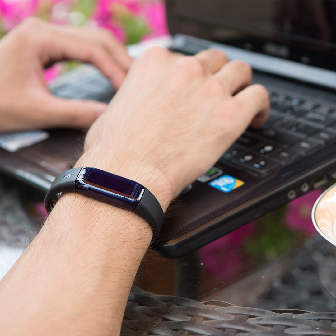 白拿专享乐心mambo手环