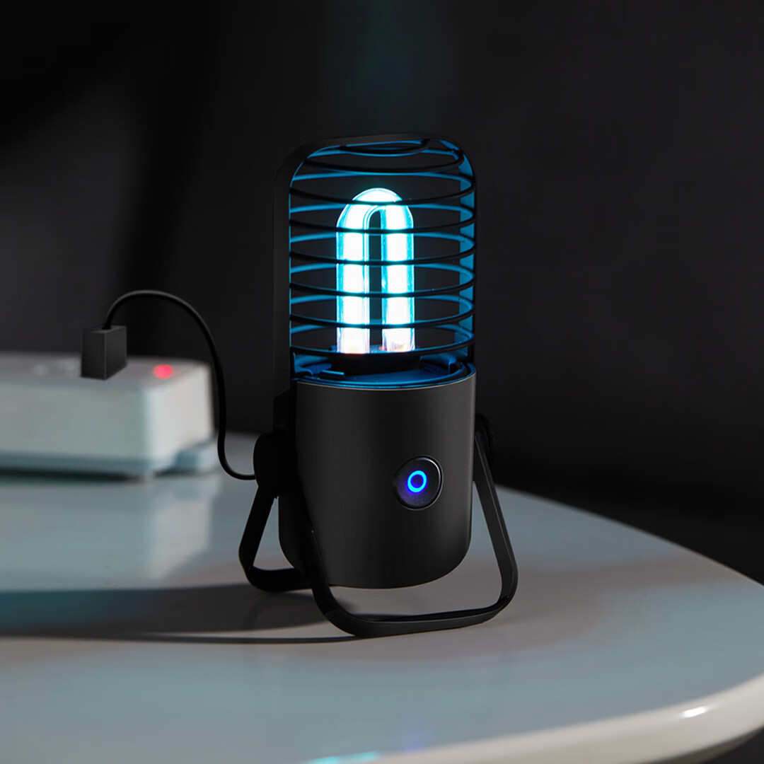 京东京造便携杀菌消毒灯