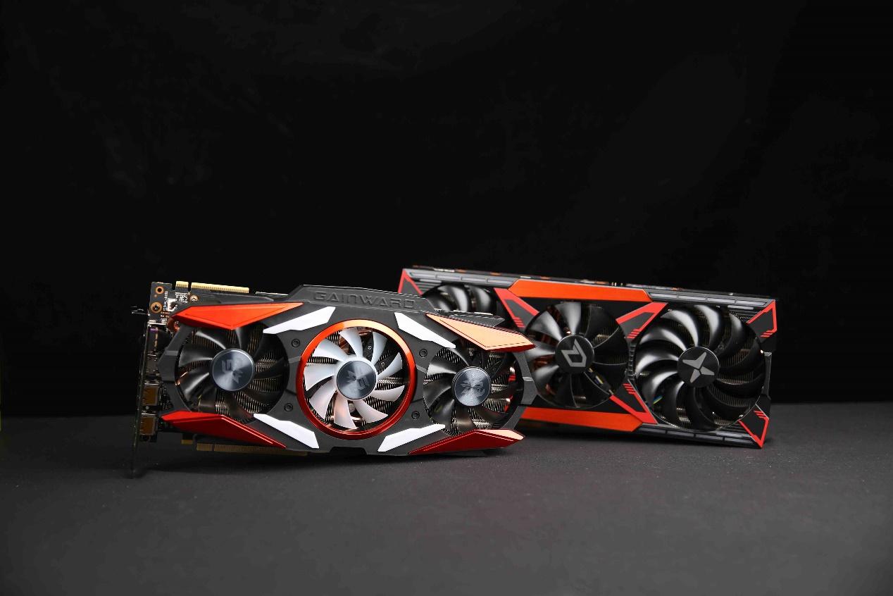 吉尔再度迷失浣熊市,耕升rtx 2070 super与5700xt决一雌雄