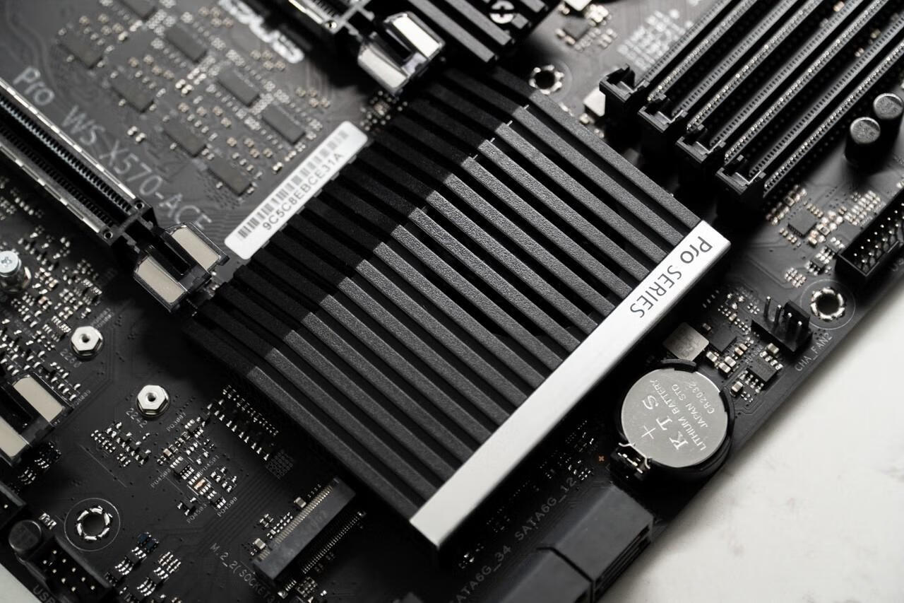组建锐龙静音型工作站,r9 3900x asus pro ws x570-ace