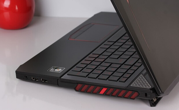 精品 外观震撼升级 机械革命mr x6游戏本评测