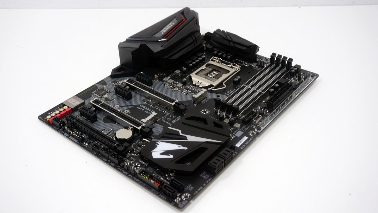 技嘉z370 aorus ultra gaming 开箱鉴赏