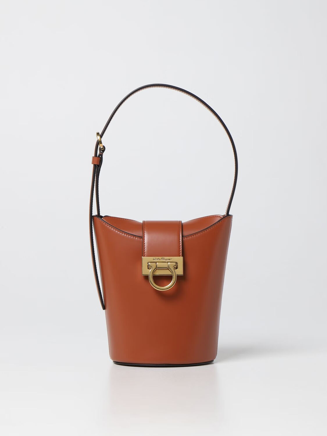salvatoreferragamo菲拉格慕奢侈品女包女士新款棕褐色水桶手提包棕色