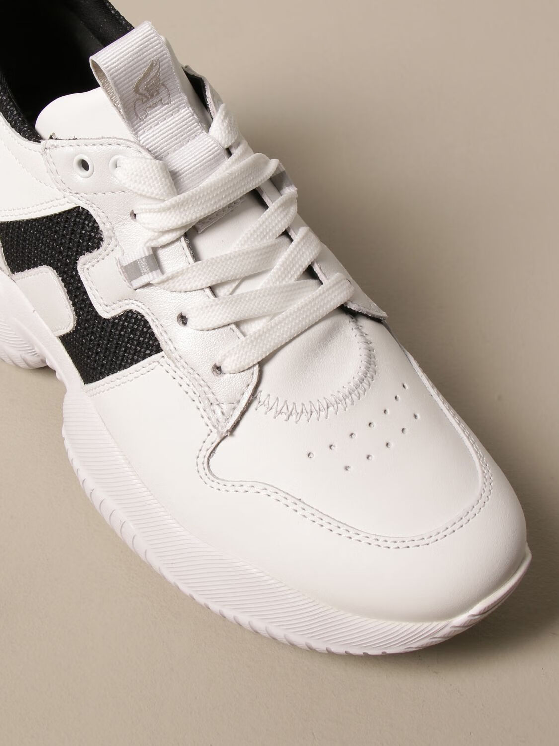 hogan/霍根/豪格女鞋运动鞋白色皮质黑色撞色h表黑尾厚底运动鞋