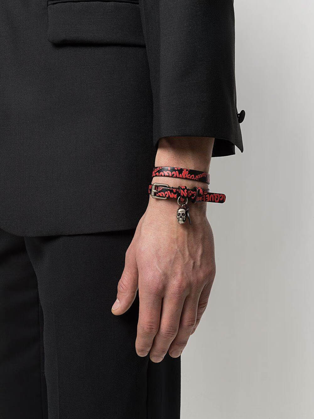 亚历山大麦昆(alexander mcqueen)男士手环手绳黑色皮质印花骷髅手链