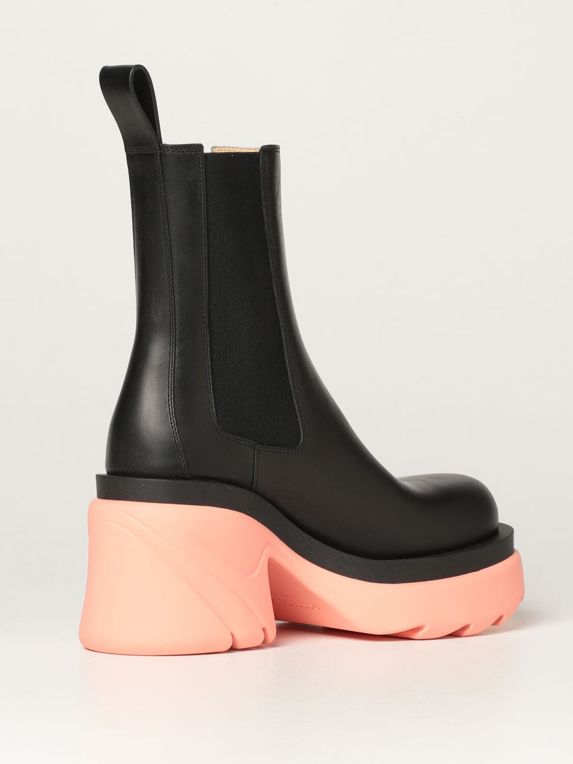 bottega veneta葆蝶家/bv女士黑色皮质粉色厚底高帮鞋子667148 vbs5