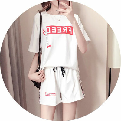 

Womens Letter Print Two Piece Set Fashion O-Neck Top And Elastic Waist Shorts Loose Set
