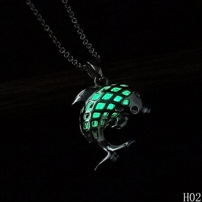 

New Design Personality Hollowed Out Dolphin Luminous Necklace Glow in the Dark Charm Pendant Necklace
