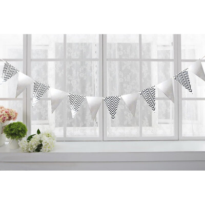 

3  Nordic Style Wave Pattern Hot Stamping Triangular Pull Flag Festival Party Supplies