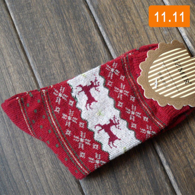 

5 pair Winter Women Socks Warm Wool Christmas Mid-calf Socks Woolen Snowflake Deer Comfortable Gift