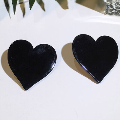 

Newest Fashion Acrylic Earring Cute Heart Shaped Stud Earring for Women Style