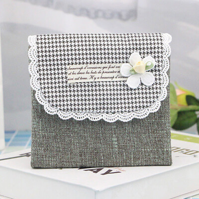 

Simple 3 Folding Cloth Fabric Portable Sanitary Napkin Storage Bag For Outdoor Travel