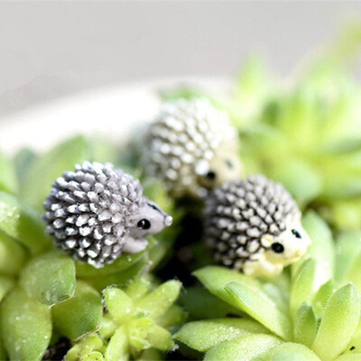 

6pcs Micro Landscape Decorations DIY Doll House Mini Snail Giraffe Hedgehog Crafts Fairy Garden Miniatures Terrariums Succulents