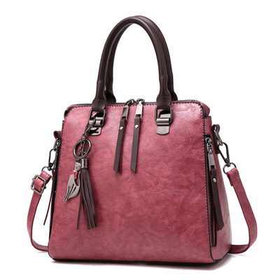 

Women Faux Leather Large Capacity Crossbody Messenger Shoulder Storage Pouch
