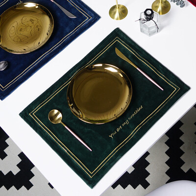 

Gobestart Gold Velvet Embroidered Western Mat Custom Velvet Anti-Hot Tableware Mat