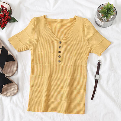 

Women Short Sleeve V-Neck Autumn Buttons Knitted Tops Sweaters Slim Korean Version Tops Hot Sale