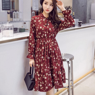 

Women Dress Autumn Bohemian Print Women Dresses Sweet Bow Neck Petal Sleeve Womens Mid-Calf Dresses