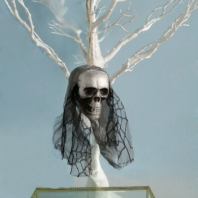 

Halloween Scary Creepy Hanging Skull Skeleton Ghost for Bar Garden Yard Home Decor Haunted House Props Party Supplies Hanging