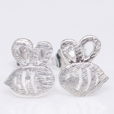 

1Pair Women Bee Stud Earrings Hollow Cartoon Animal Drop Gift