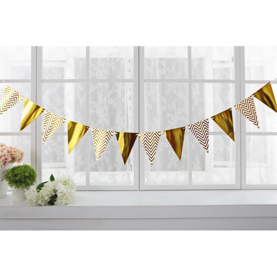 

3  Nordic Style Wave Pattern Hot Stamping Triangular Pull Flag Festival Party Supplies