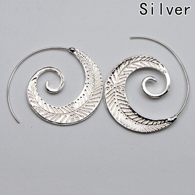 

Bohemia Personality Curly Leaves Shape Earrings Gear Earrings For Women