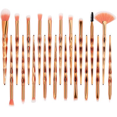 

Telescop Retractable Makeup Brushes Powder Foundation Blush Face Kabuki Brush Maquiagem Make up Cosmetic Tools