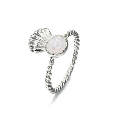 

New ring cross border foreign trade European&American scallop engagement Birthday Gift Ring